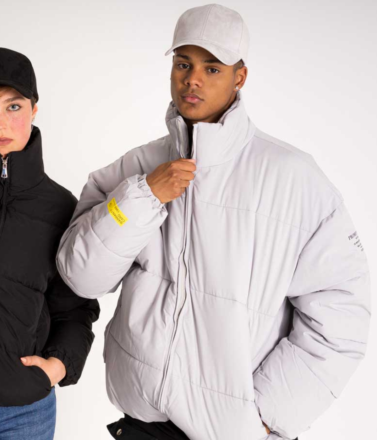 ESSENTIAL JACKET