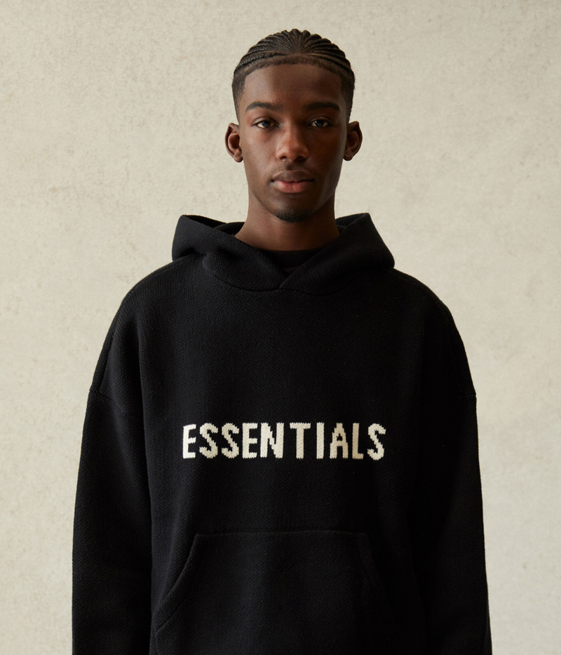 ESSENTIALS KNIT PULLOVER